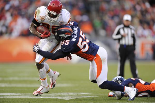Jamaal Charles has historic day against Broncos defense