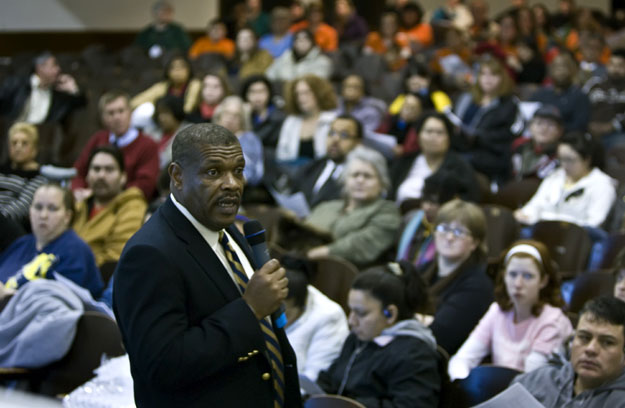 Superintendent John Covington addresses parents and teachers Superintendent John Covington addresses parents and teachers