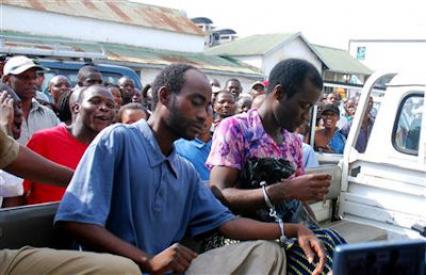 Gay couple sentenced to 14 years in Malawi Gay couple sentenced to 14 years in Malawi